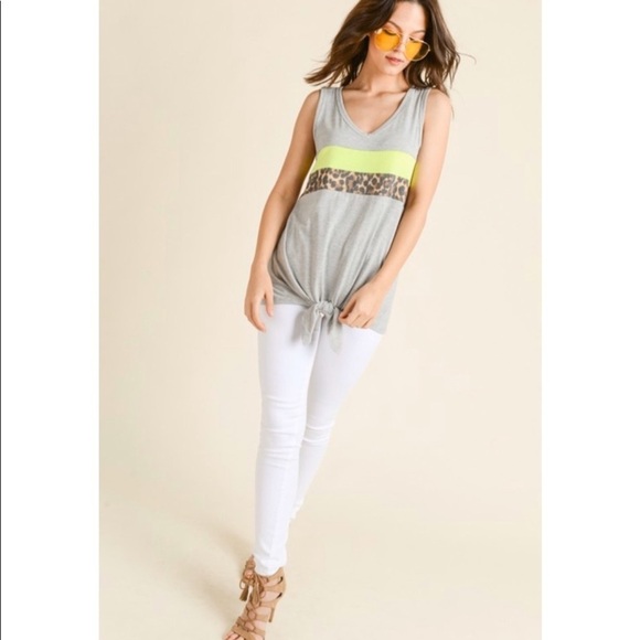 🛍NEW! Self Tie Tank Top! - Picture 6 of 7